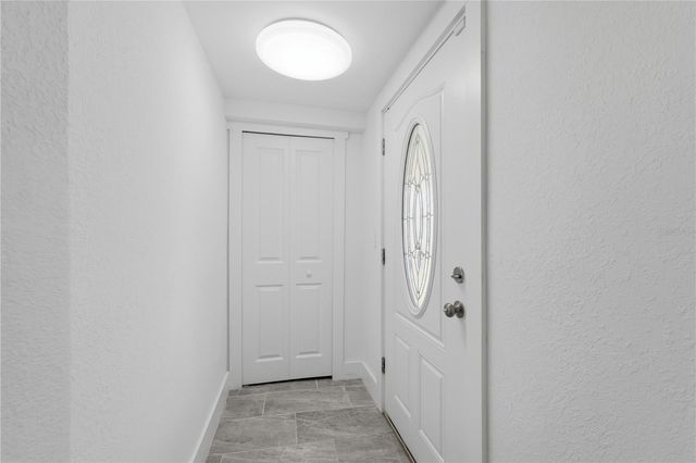 733 61ST AVENUE NE, St Petersburg, FL 33703