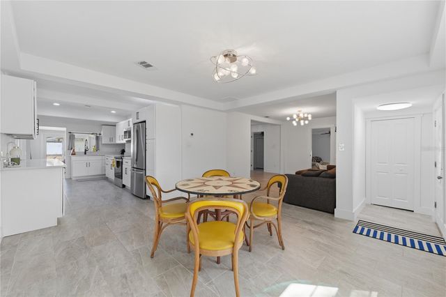 733 61ST AVENUE NE, St Petersburg, FL 33703