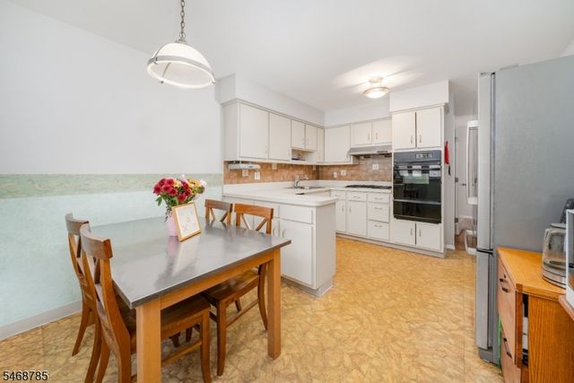 58 Grant Ave, New Providence Boro, NJ 07974
