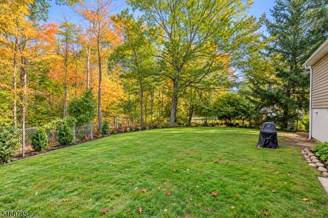 58 Grant Ave, New Providence Boro, NJ 07974