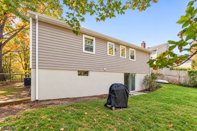 58 Grant Ave, New Providence Boro, NJ 07974