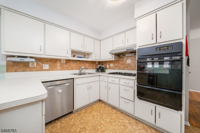 58 Grant Ave, New Providence Boro, NJ 07974