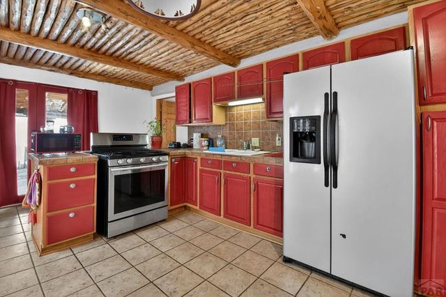 1945 Carteret Ave, Pueblo, CO 81003