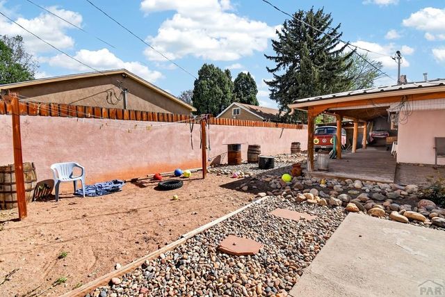 1945 Carteret Ave, Pueblo, CO 81003