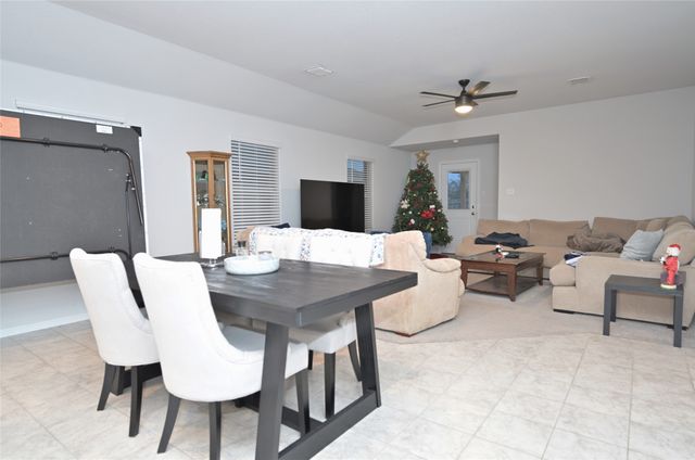 3713 Ridgeway Lane, Denton, TX 76226