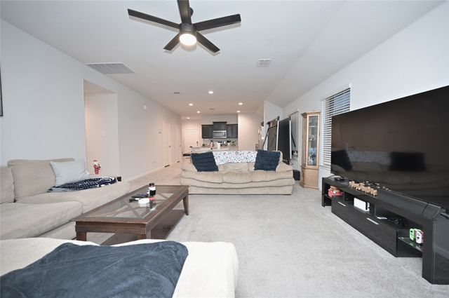 3713 Ridgeway Lane, Denton, TX 76226