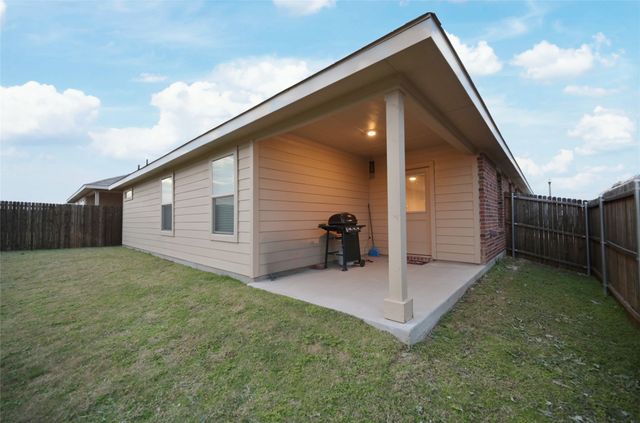 3713 Ridgeway Lane, Denton, TX 76226