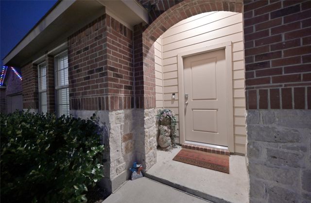 3713 Ridgeway Lane, Denton, TX 76226