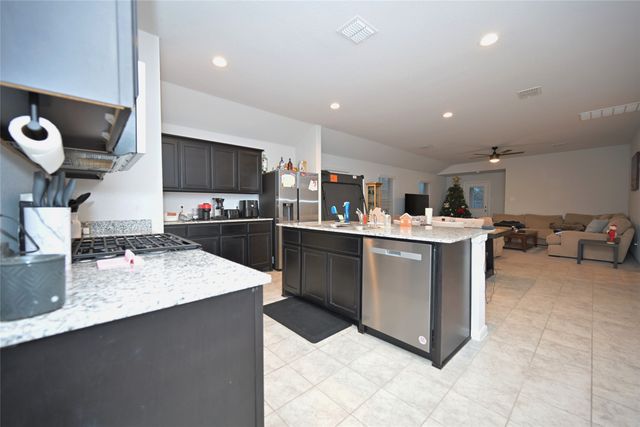 3713 Ridgeway Lane, Denton, TX 76226