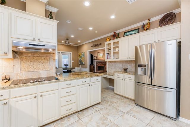 4506 MEGAL Dr, Corpus Christi, TX 78413