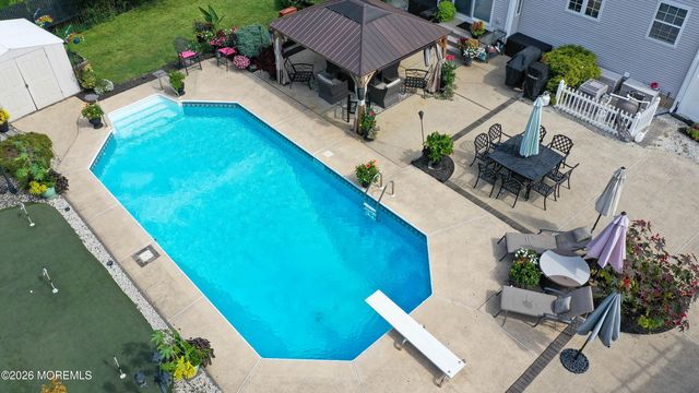 183 Walden Woods Drive, Toms River, NJ 08755