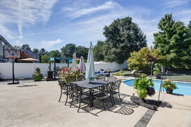183 Walden Woods Drive, Toms River, NJ 08755