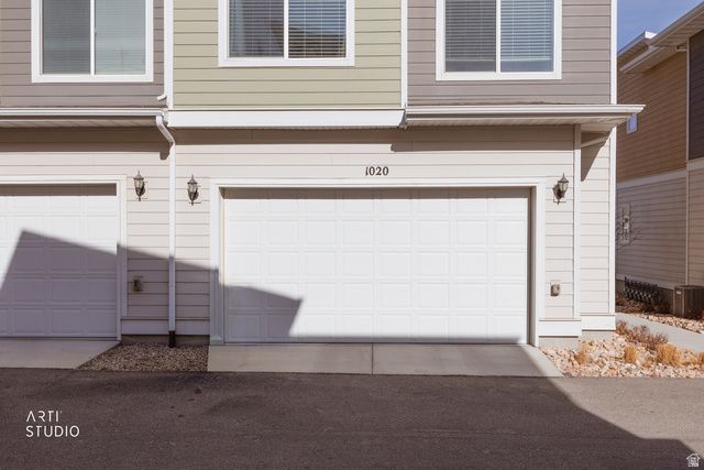 1020 W LAPIS FIELDS, Bluffdale, UT 84065