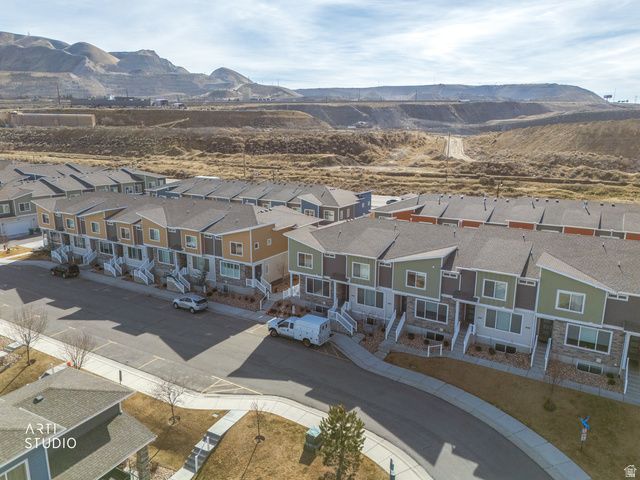 1020 W LAPIS FIELDS, Bluffdale, UT 84065