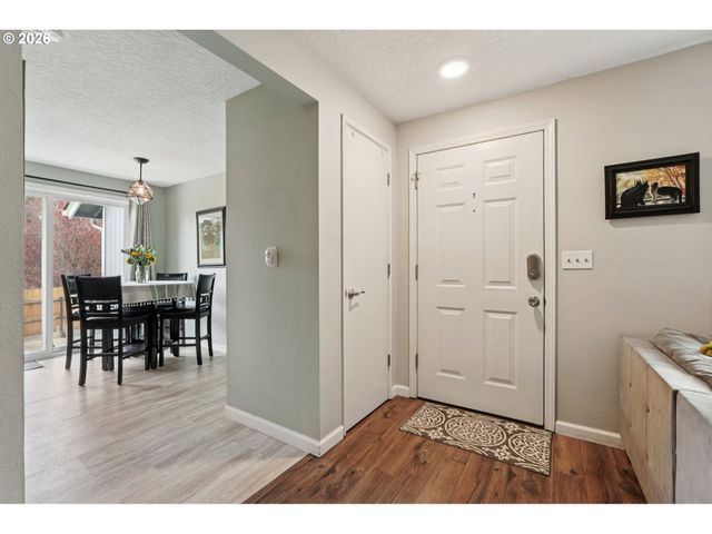 2008 Ne 98TH Loop, Vancouver, WA 98664