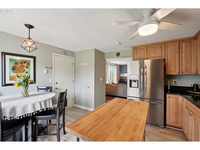 2008 Ne 98TH Loop, Vancouver, WA 98664