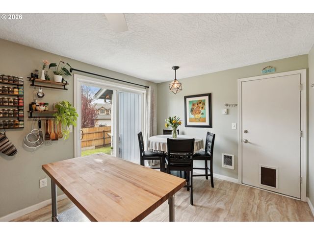 2008 Ne 98TH Loop, Vancouver, WA 98664