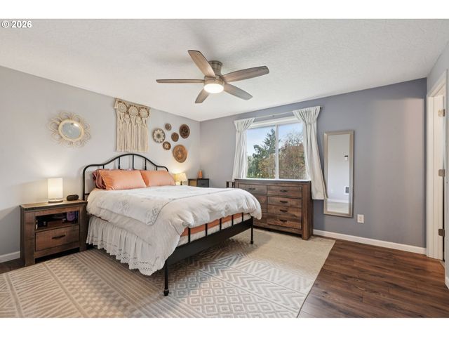 2008 Ne 98TH Loop, Vancouver, WA 98664