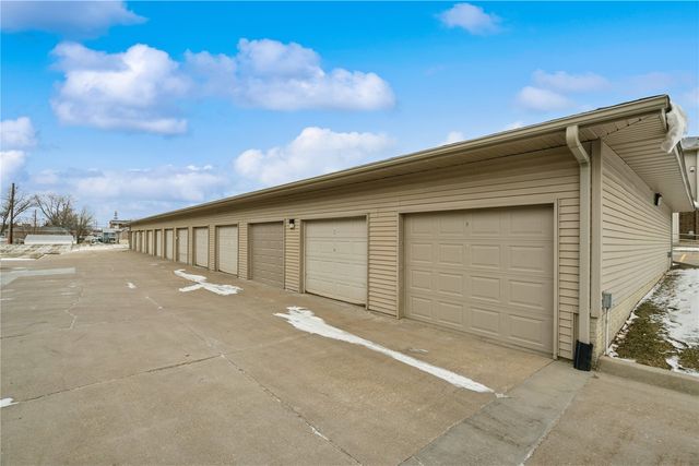 3110 Wilson Avenue SW 1, Cedar Rapids, IA 52404