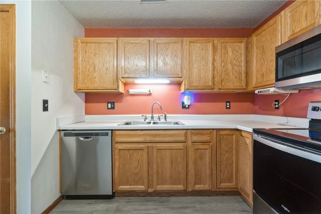 3110 Wilson Avenue SW 1, Cedar Rapids, IA 52404