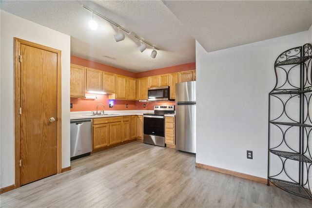 3110 Wilson Avenue SW 1, Cedar Rapids, IA 52404