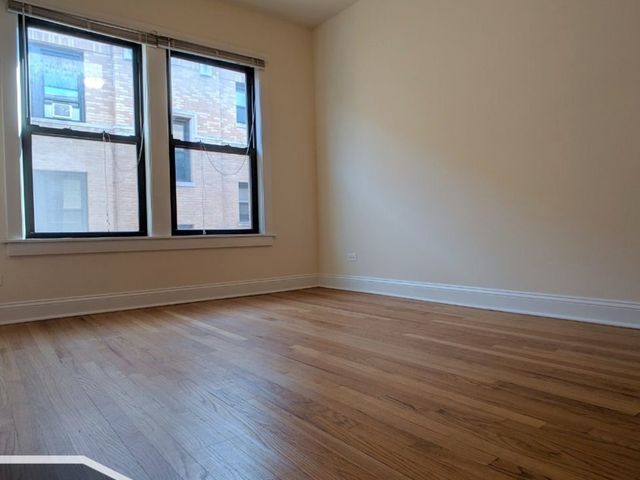 2621 N Spaulding Avenue 2E, Chicago, IL 60647