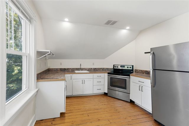 132 South Angell Street 3, Providence, RI 02906