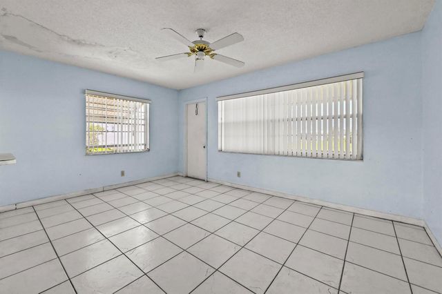 1196 SW Lake Circle, Boynton Beach, FL 33426