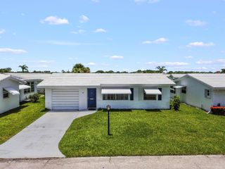 1196 SW Lake Circle, Boynton Beach, FL 33426