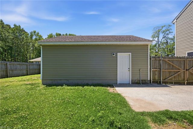 3320 Nansemond PW, Suffolk, VA 23434
