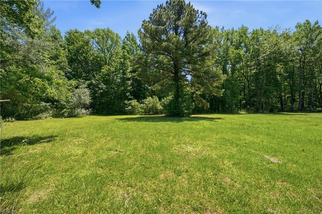 3320 Nansemond PW, Suffolk, VA 23434