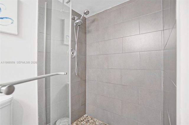 9 Island Ave 2410, Miami Beach, FL 33139