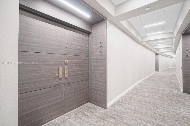 9 Island Ave 2410, Miami Beach, FL 33139