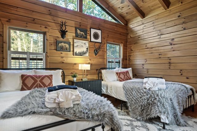 239 Ernest Alta Circle, Blue Ridge, GA 30513