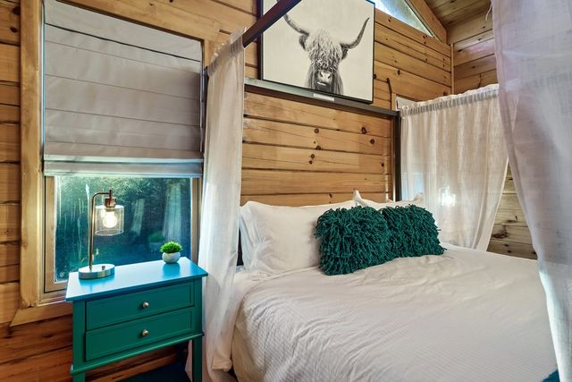 239 Ernest Alta Circle, Blue Ridge, GA 30513