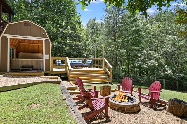 239 Ernest Alta Circle, Blue Ridge, GA 30513