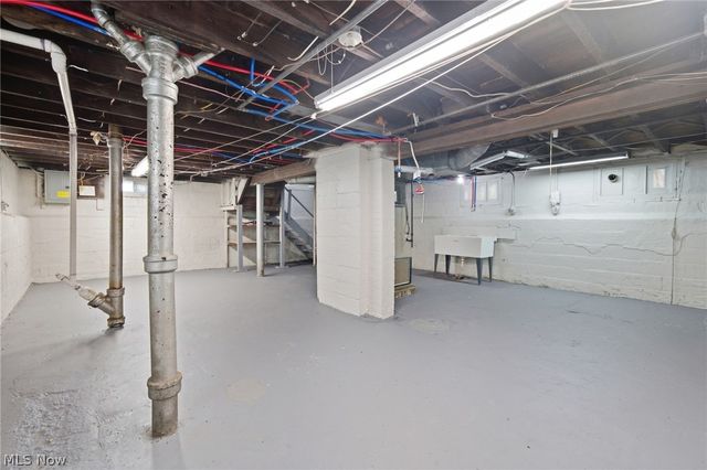 13202 Melzer Avenue, Cleveland, OH 44120