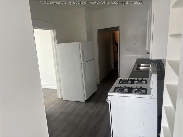 1103-1107 West Washington Street W, Charleston, WV 25302