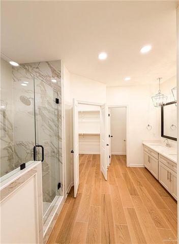 733 Saint Vincent Drive, Alamo, TX 78516