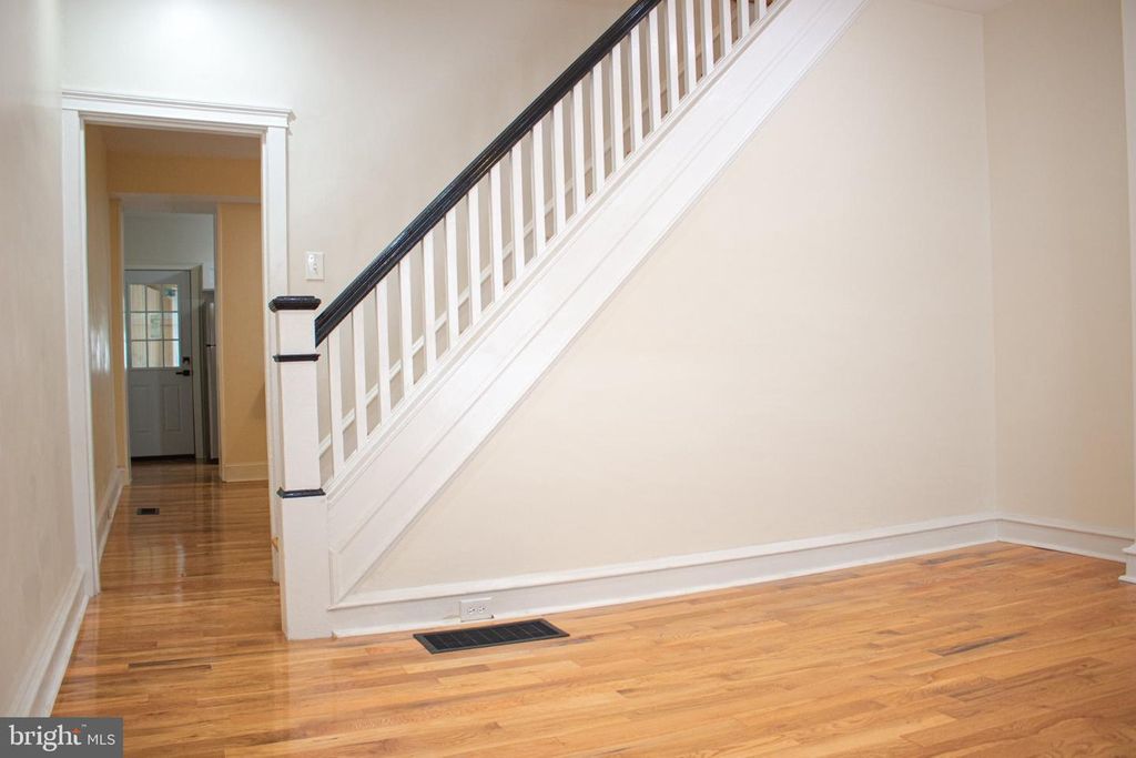 404 DELMAR ST, PHILADELPHIA, PA 19128 — photo 2