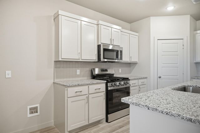 616 E 13th Street, Wolfforth, TX 79382