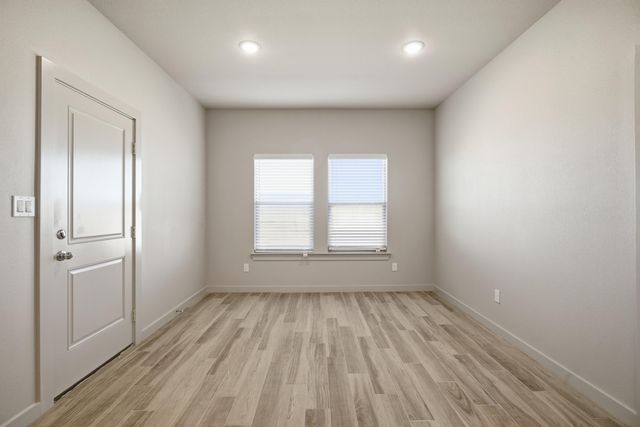 616 E 13th Street, Wolfforth, TX 79382