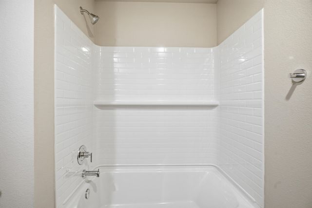 616 E 13th Street, Wolfforth, TX 79382