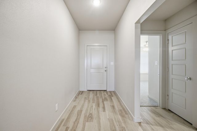 616 E 13th Street, Wolfforth, TX 79382