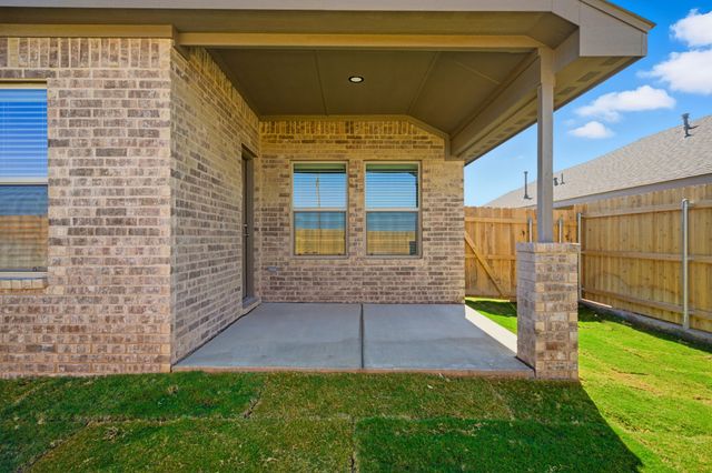 616 E 13th Street, Wolfforth, TX 79382