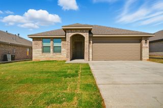 616 E 13th Street, Wolfforth, TX 79382