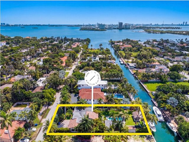 1028 NE 84th St, Miami, FL 33138