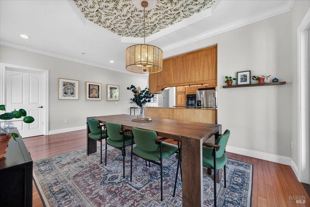 484 Oak St, Penngrove, CA 94951