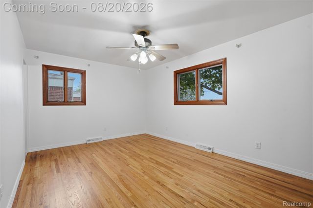 4427 Burssens Drive, Warren, MI 48092