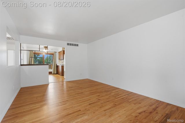 4427 Burssens Drive, Warren, MI 48092